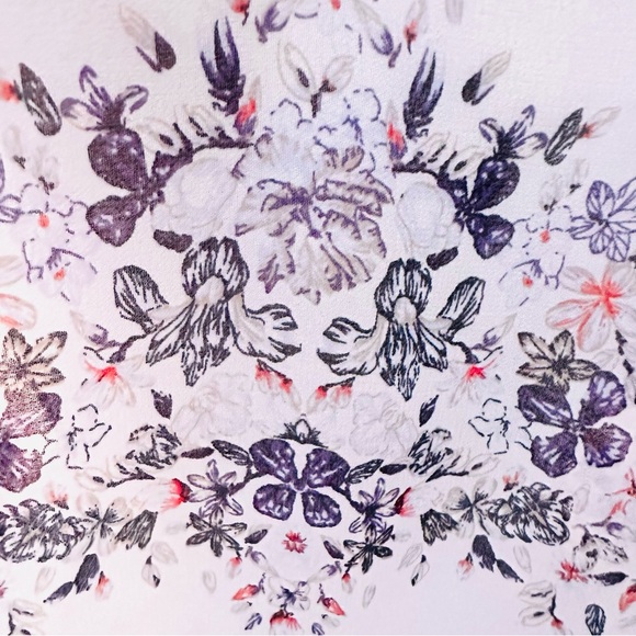 Jessica Simpson Maternity Lightweight Tunic - Picture 14 of 16